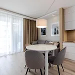 Wola, Wi-fi, Smart Lock, Air Condition