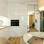 Wola, Wi-fi, Smart Lock, Air Condition * Warschau