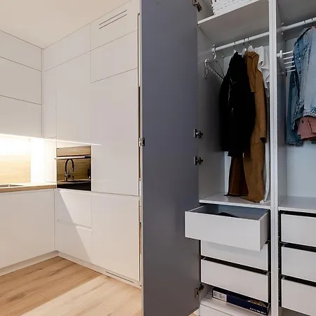 Apartmán Wola, Wi-fi, Smart Lock, Air Condition