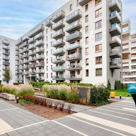 Wola, Wi-fi, Smart Lock, Air Condition Apartman Varsó